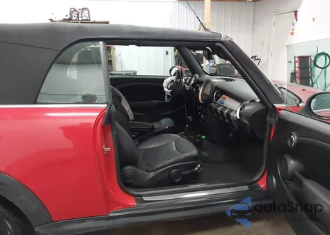 2014 Mini Convertible Cooper z USA, uszkodzony, nr VIN WMWZN3C5XET861352